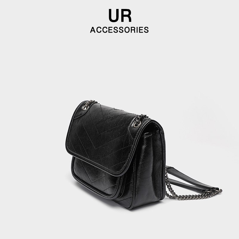 98元【UR旗舰店】UR通勤软皮大容量邮差包￥ebxj283WYMk￥/