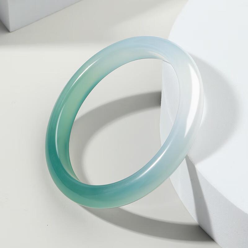 万般宜冰种玉髓飘花玉手镯