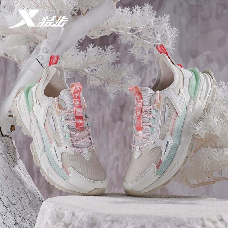 1.特步山海系列女鞋(Okpr2M9a32g)  :/