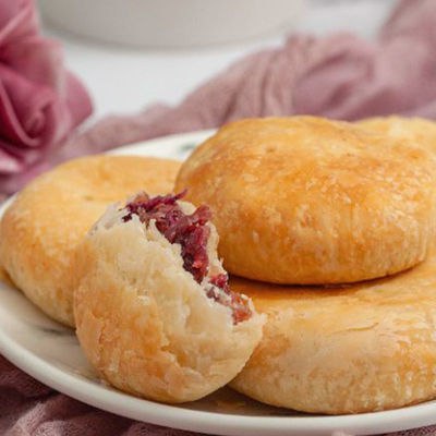 现烤鲜花饼正宗经典云南特产玫瑰花饼早餐网红零食小吃蛋糕批发13.23元